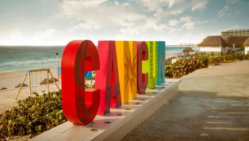 Cancun Sign, Mexico