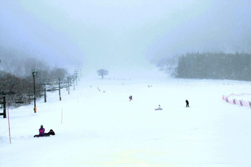 Snowboarding in Japan